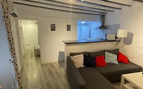 Estudio Las Flores by Cadiz Time